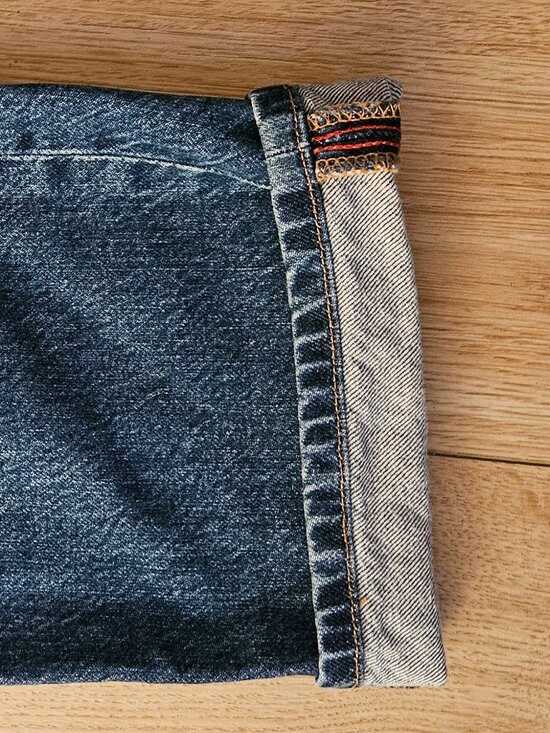 Lucky Brand Y2K-Era Jeans - Picture 10 of 11